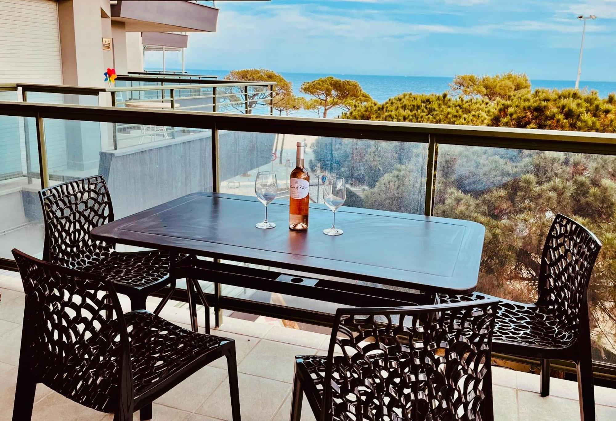 Superbe T3 Face A La Mer - Terrasse - Platja D'Aro Exterior photo
